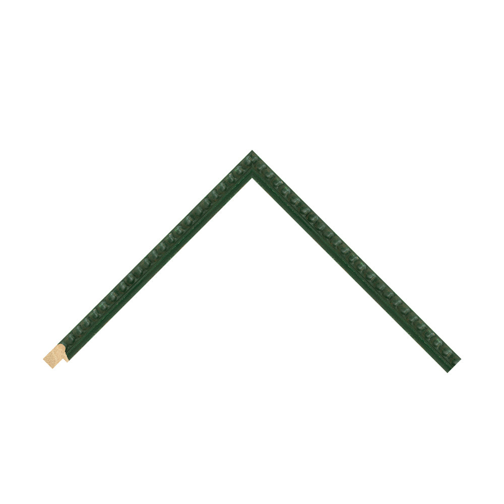 Dark Green Wood Bobbin / 20mm x 25mm detail
